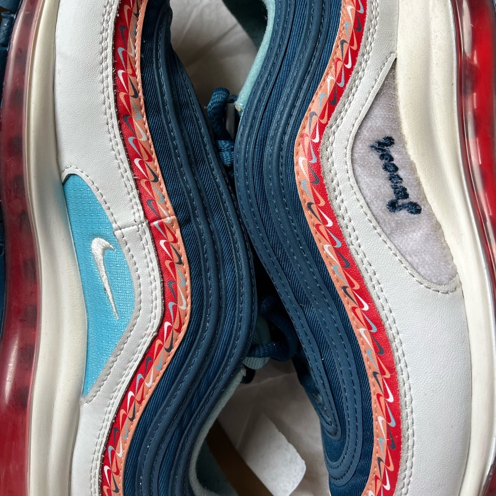 Nike air max 97 swoosh edition size 7 in women
